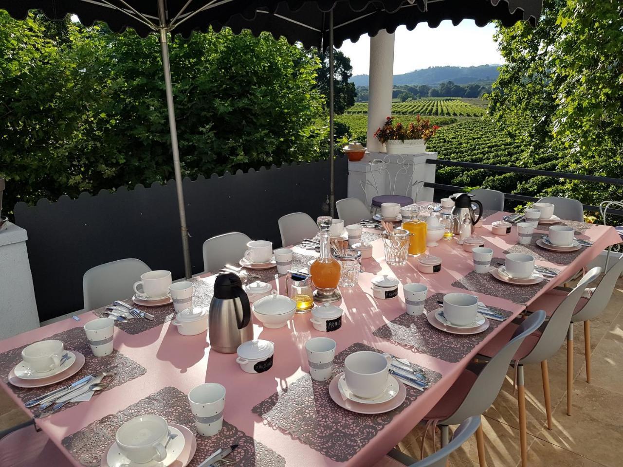 Domaine Saint Dominique Hotel Seillons-Source-d'Argens Buitenkant foto